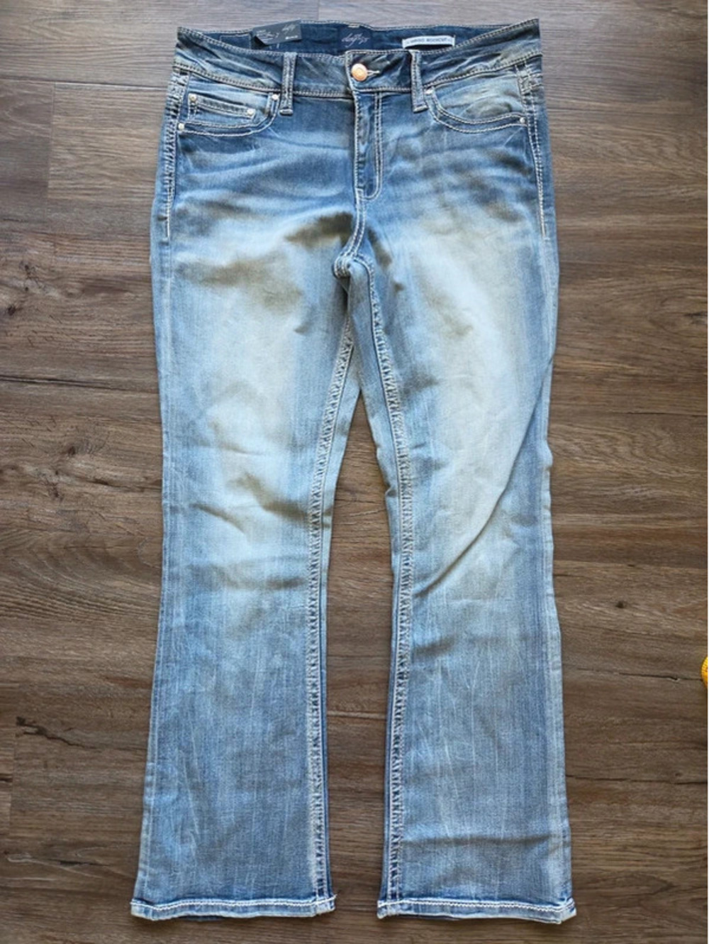 Nwt daytime Virgo bootcut jean size 30R
